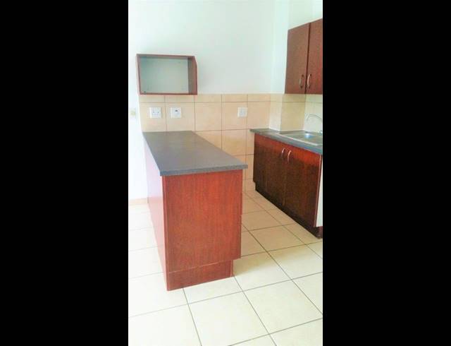 1 BEDROOM APARTMENT FOR SALE IN BEREA